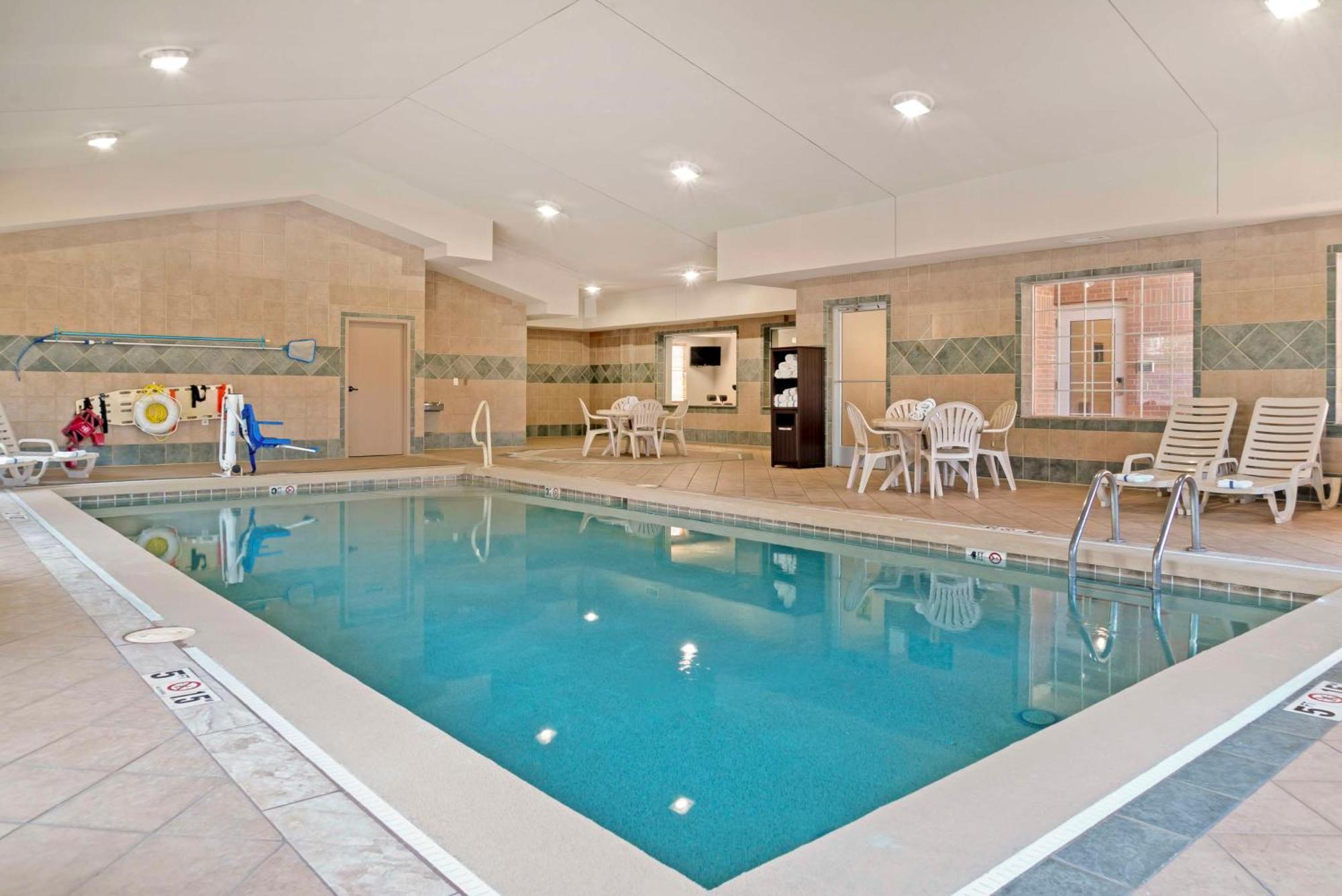 Best Western Executive Inn & Suites Grand Rapids Exterior foto